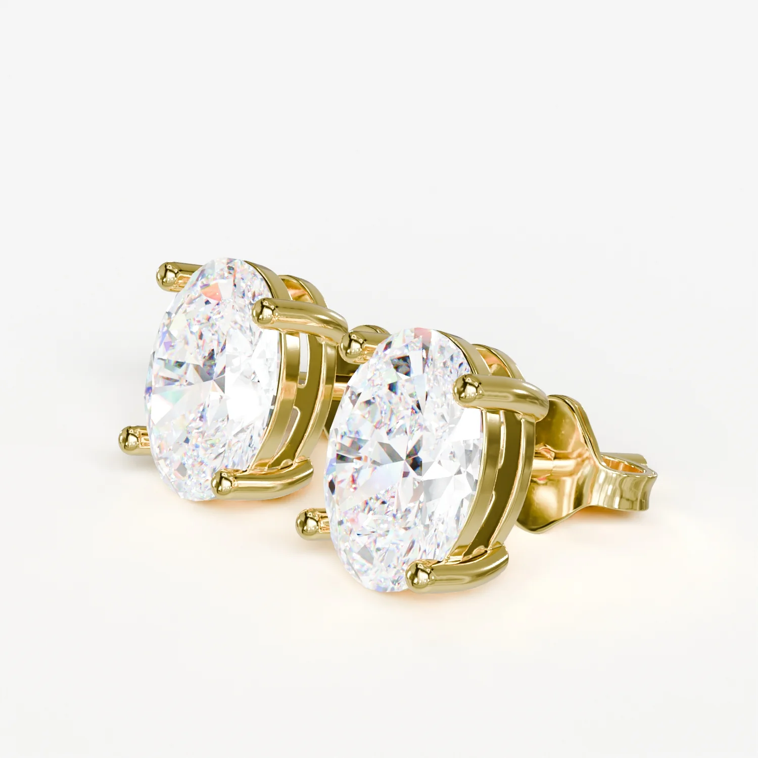 2.1 Cts 18k Yellow Gold Oval Shape Studs Earring - Image 3