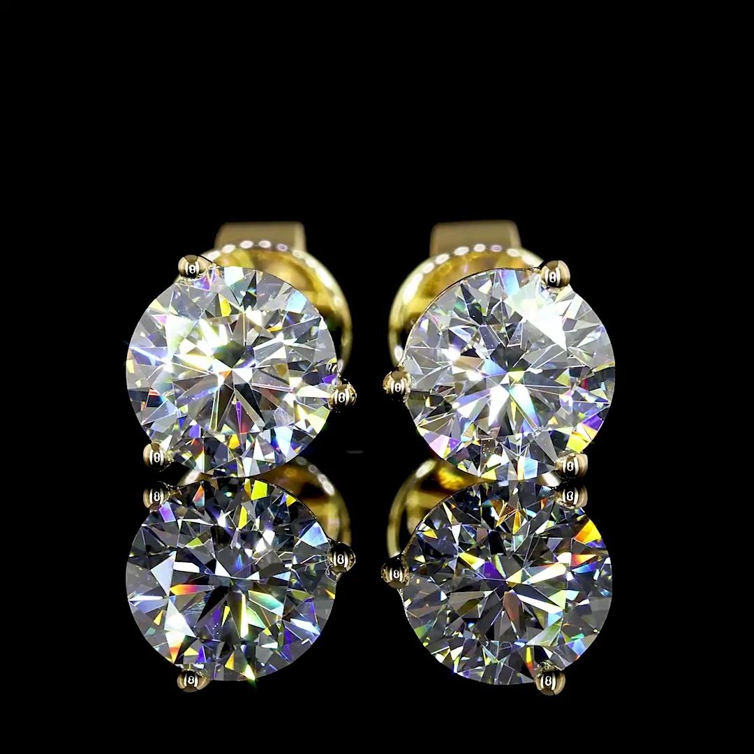 0.48 Cts 18k Yellow Gold Round Shape Martini Earring - Video