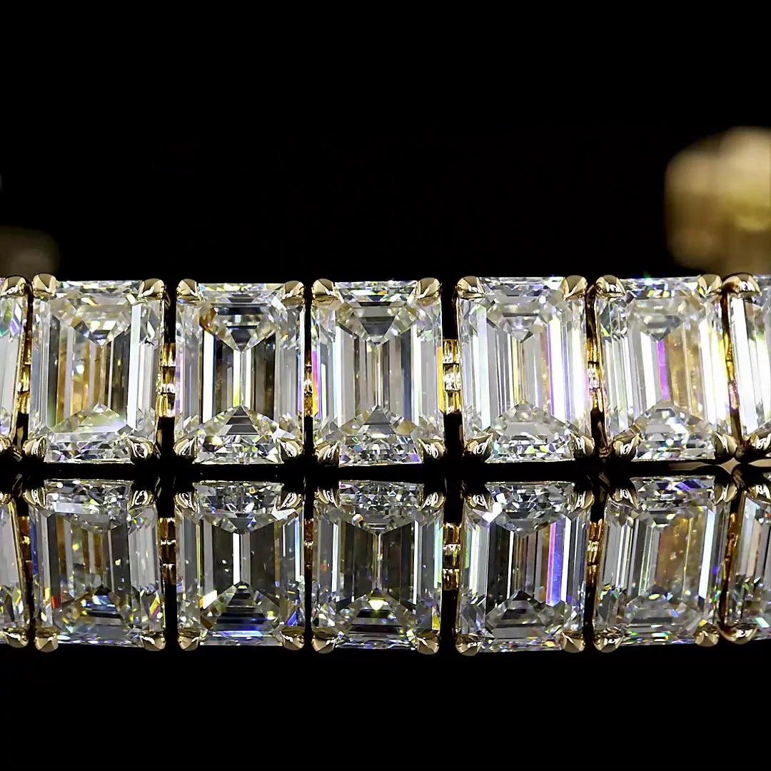 17.29 Cts 14k Yellow Gold Emerald Shape Tennis Bracelet - Image 2