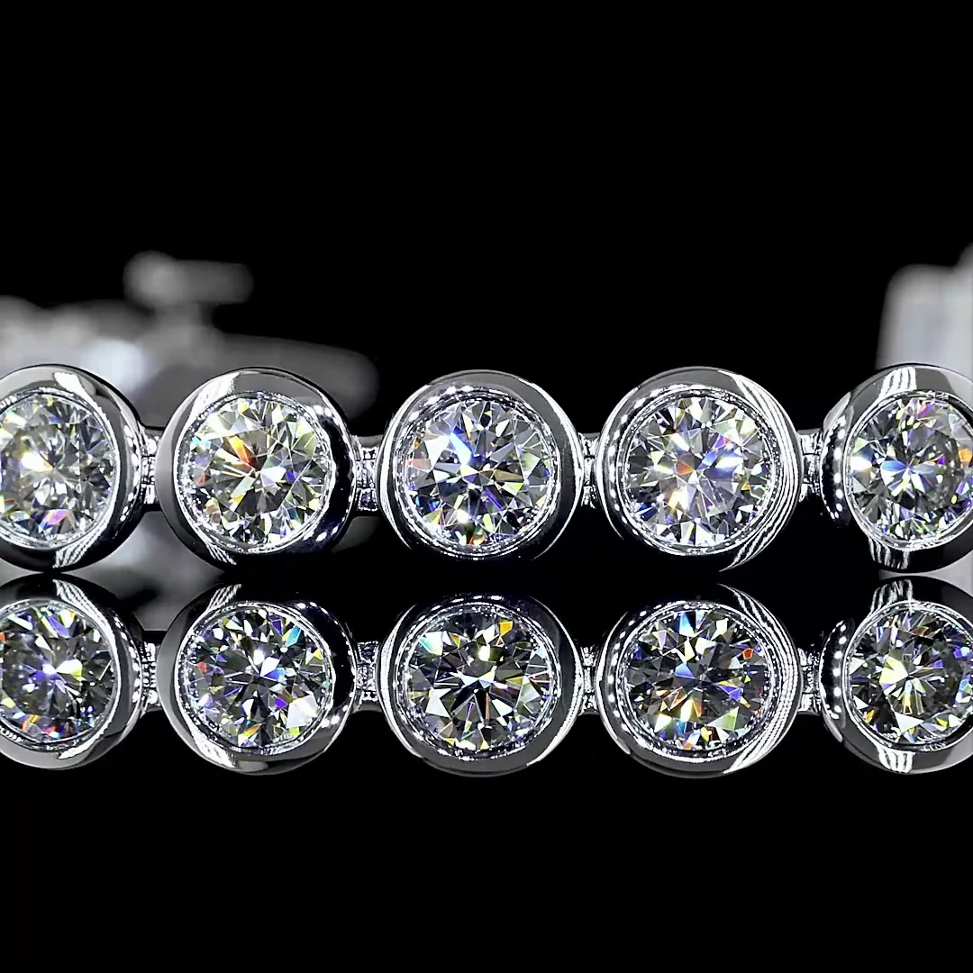 6.76 Cts 14k White Gold Round Shape Tennis Bracelet - Image 2