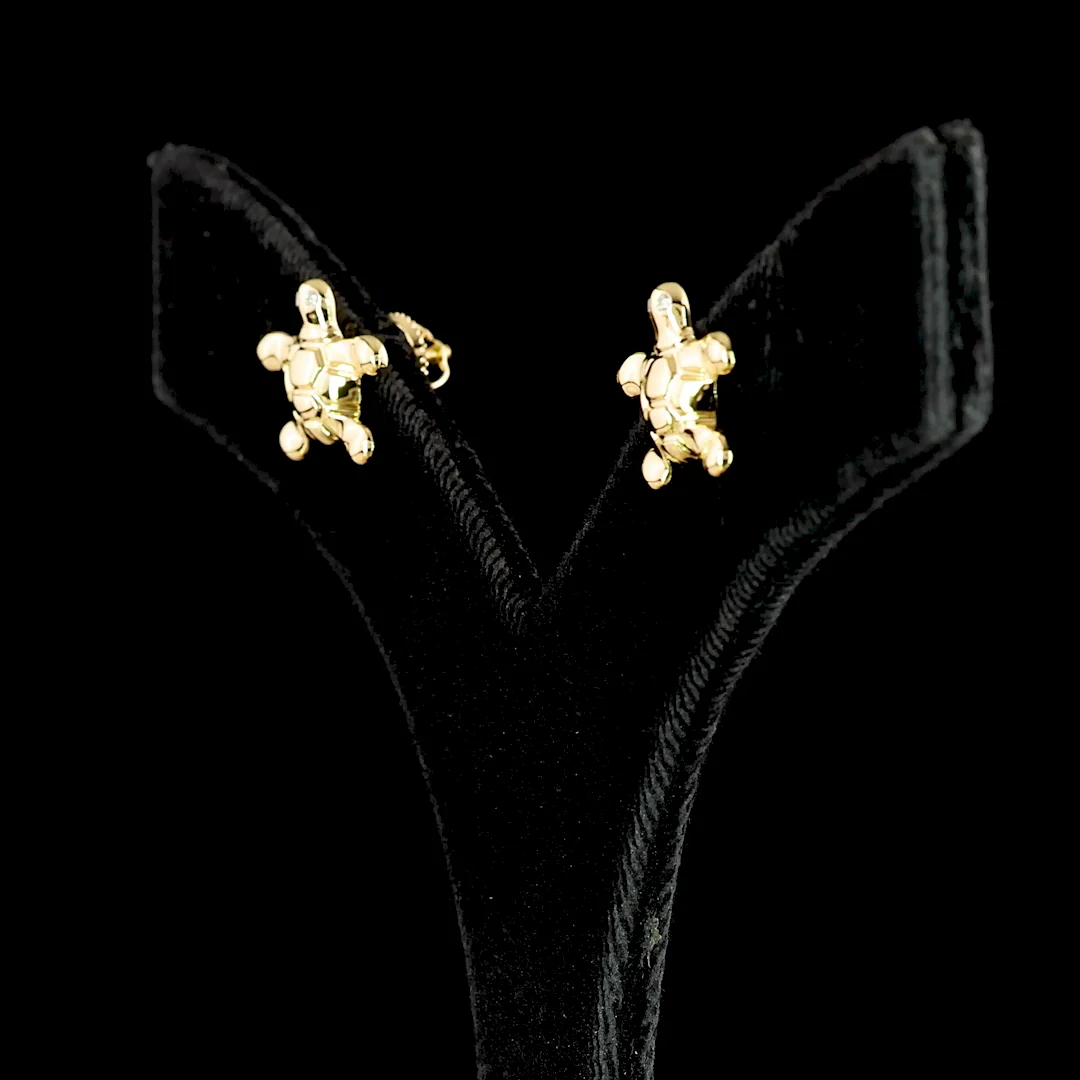 0.03 Cts 18k Yellow Gold Round Shape Symbol Earring - Image 4