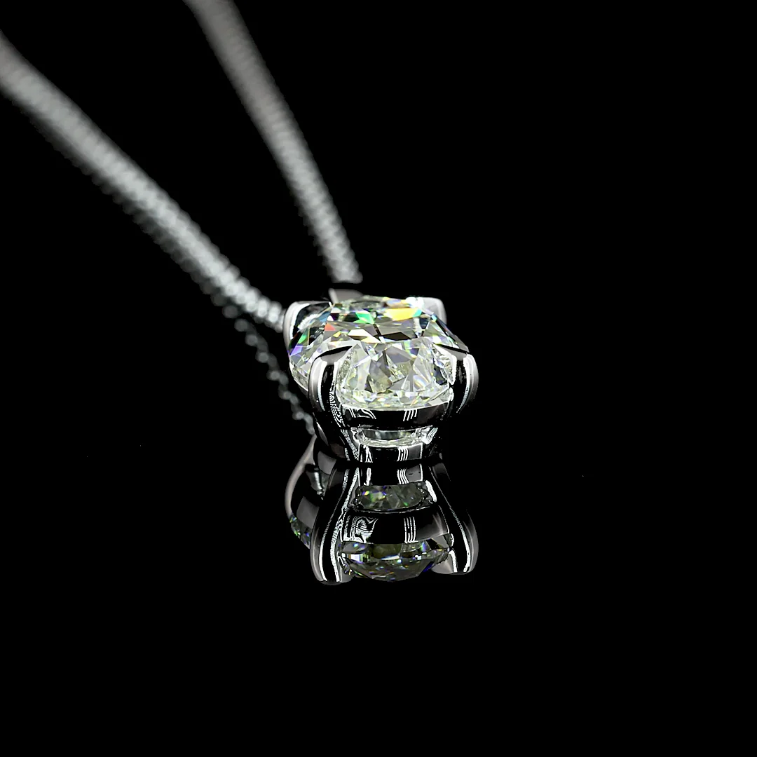 1.83 Cts 14k White Gold Antique Oval Shape Solitaire Pendant - Image 2