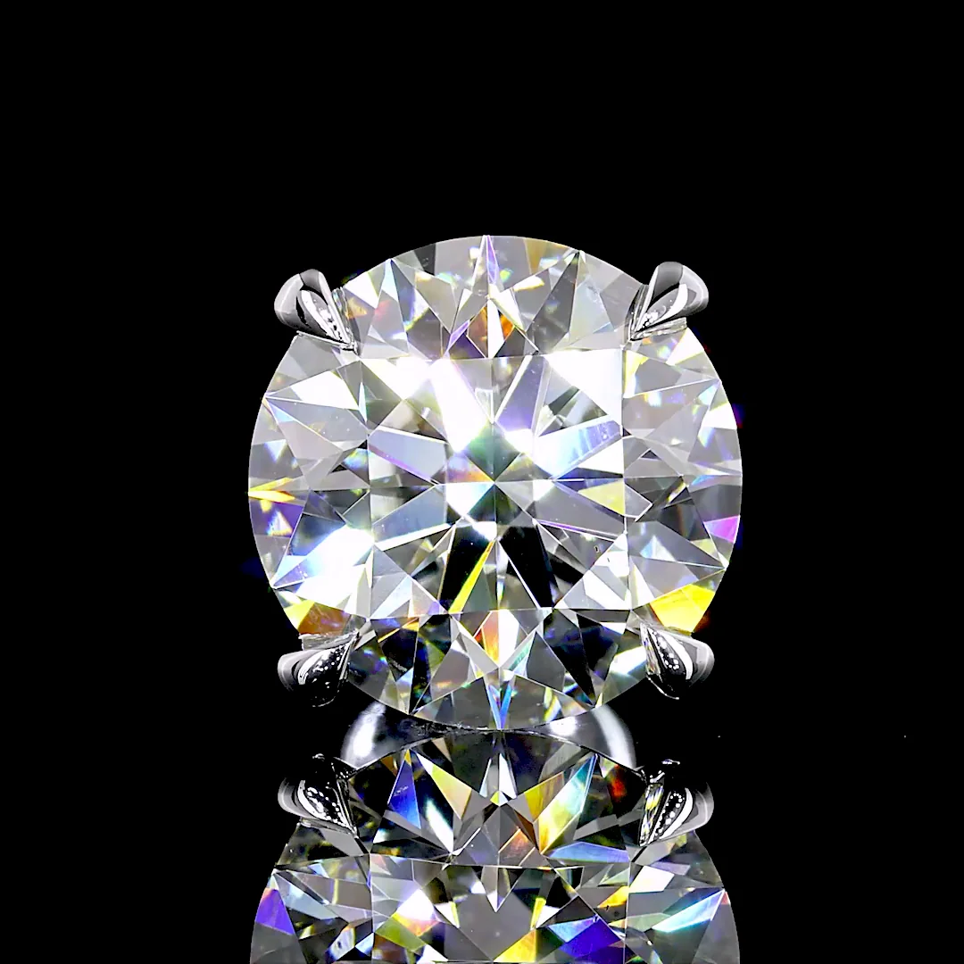 4.7 Cts 14k White Gold Round Shape Studs Earring - Image 2