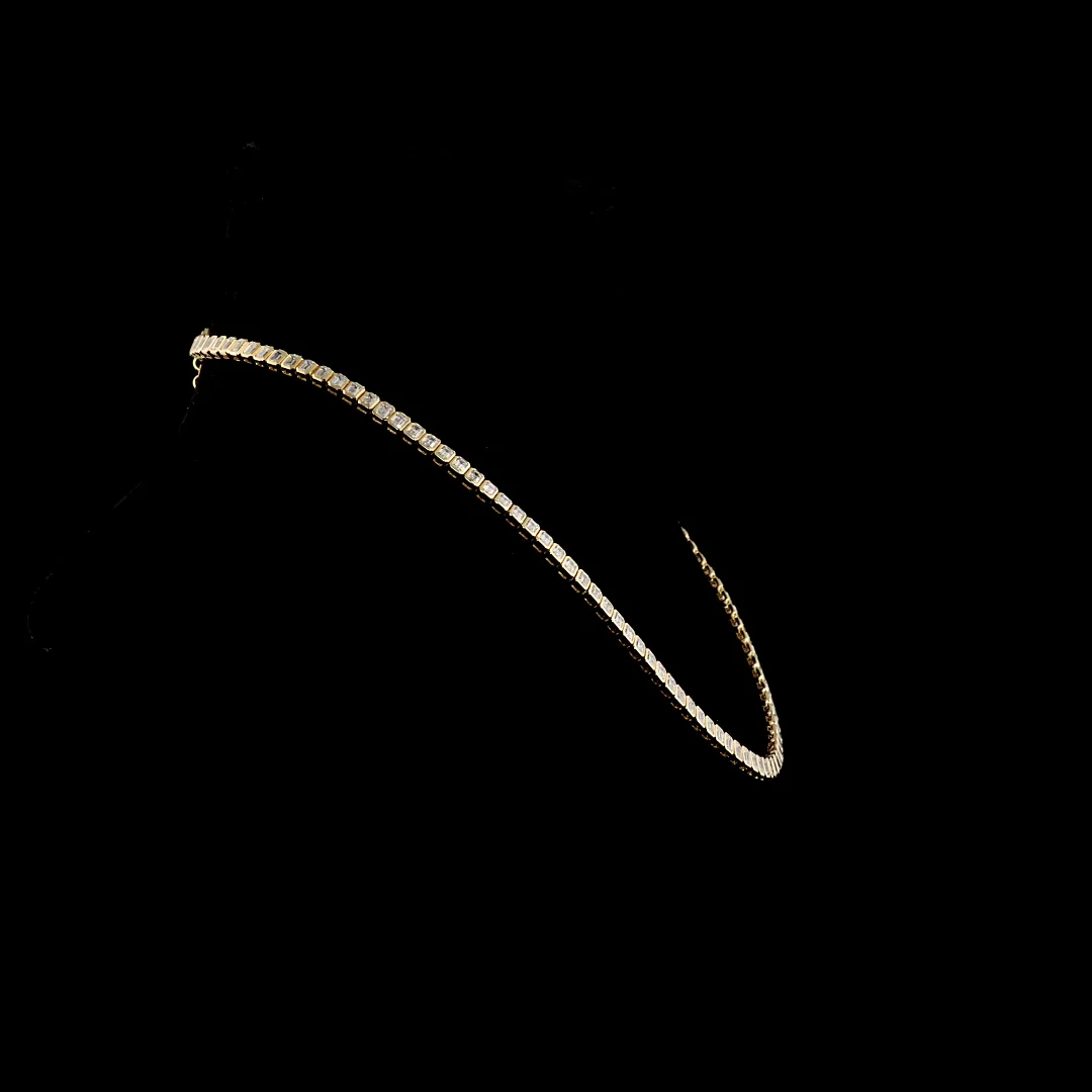 14.96 Cts 14k Yellow Gold Emerald Shape Tennis Necklace - Image 4