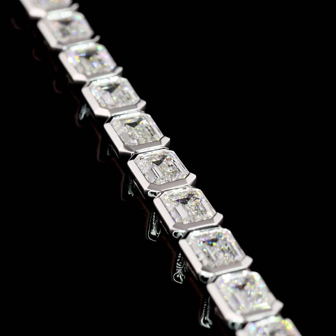 9.92 Cts 14k White Gold Emerald Shape Tennis Bracelet - Image 3