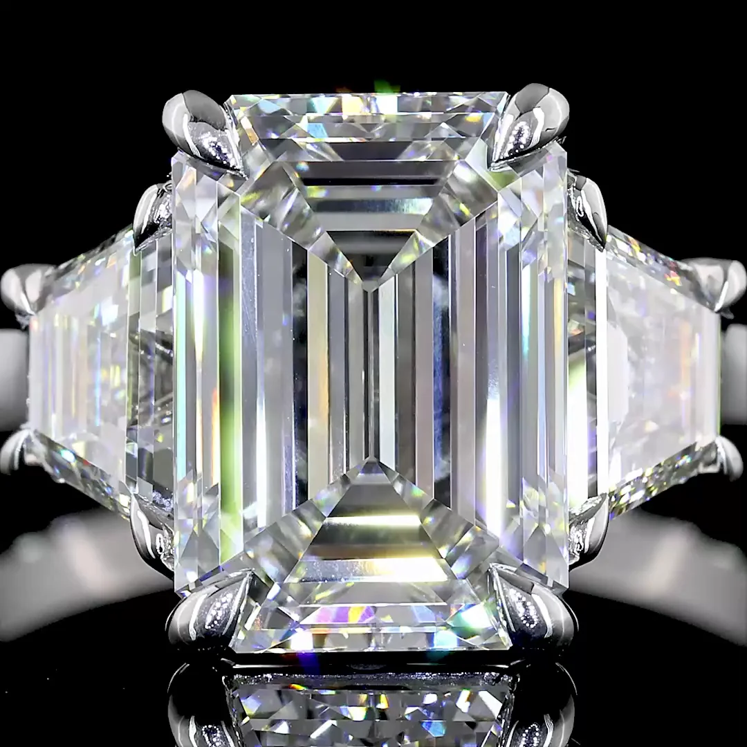 3.96 Cts Platinum Emerald Shape 3 Stones Ring - Image 2