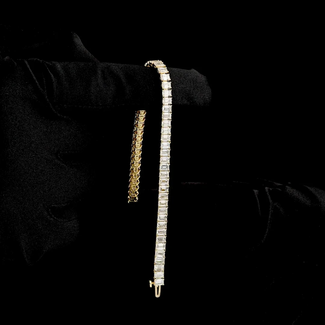11.73 Cts 14k Yellow Gold Emerald Shape Tennis Bracelet - Image 3