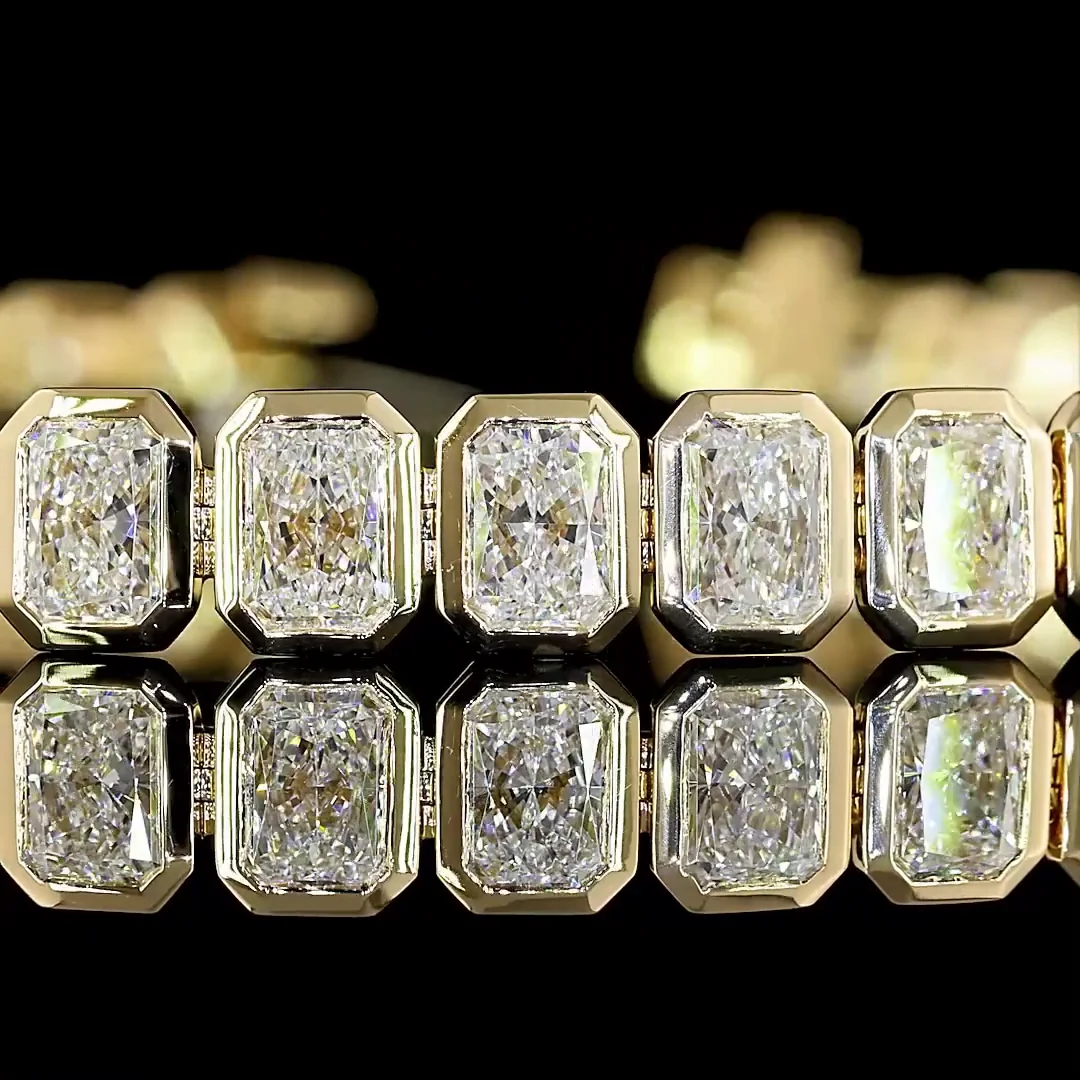 11.42 Cts 14k Yellow Gold Radiant Shape Tennis Bracelet - Image 2