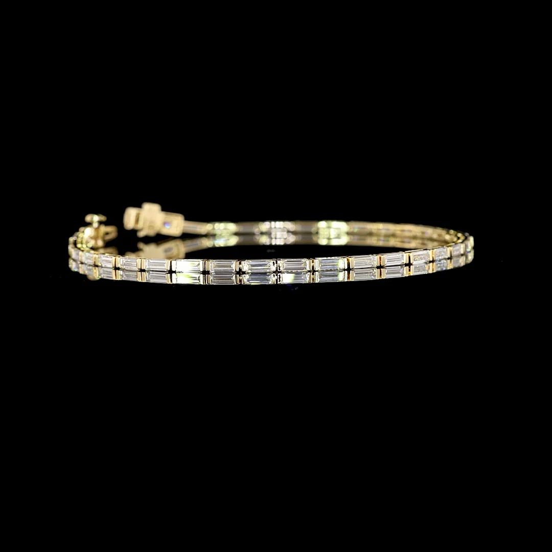 2.75 Cts 14k Yellow Gold Baguette Shape Tennis Bracelet - Video
