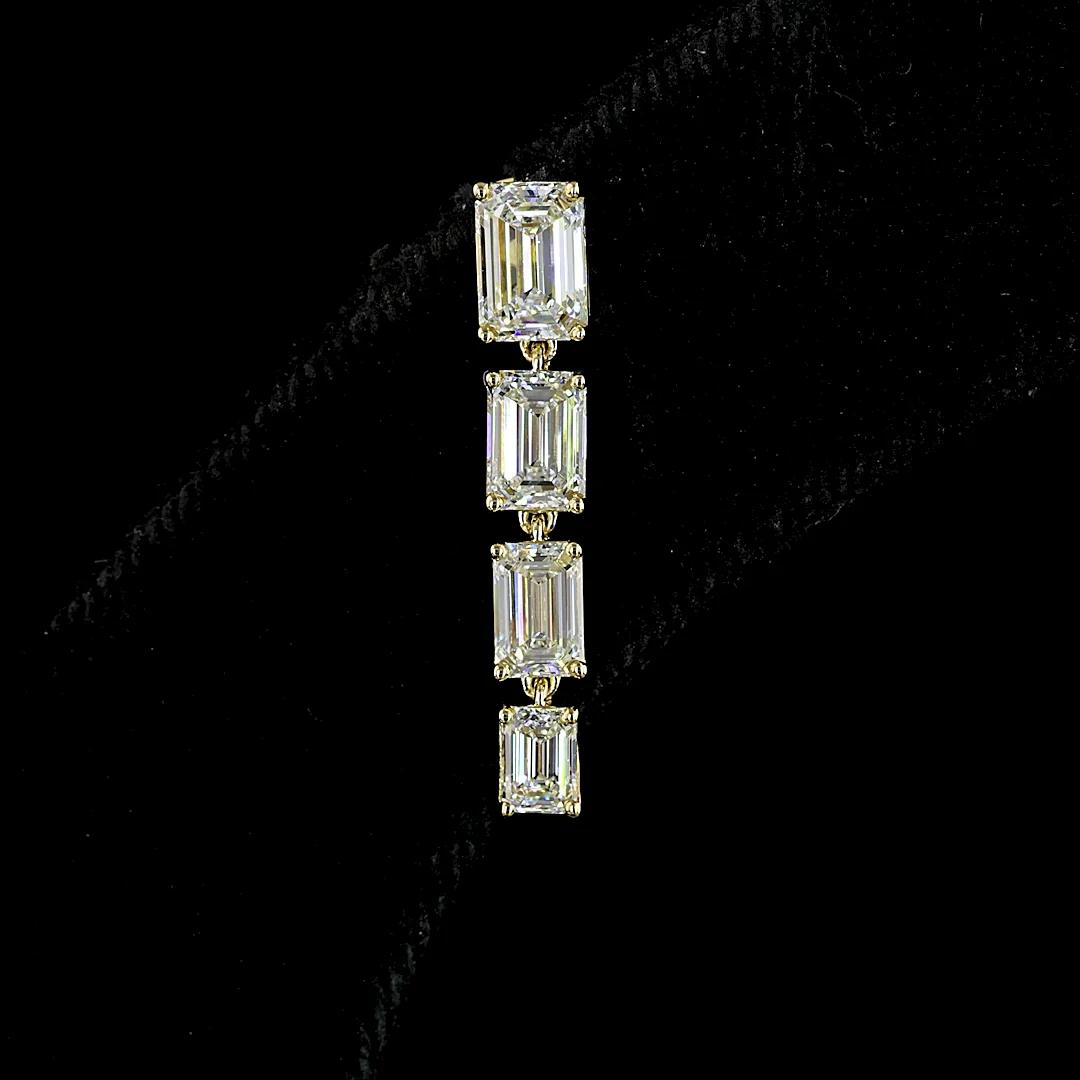 2.47 Cts 14k Yellow Gold Emerald Shape Hanging Earring - Image 4
