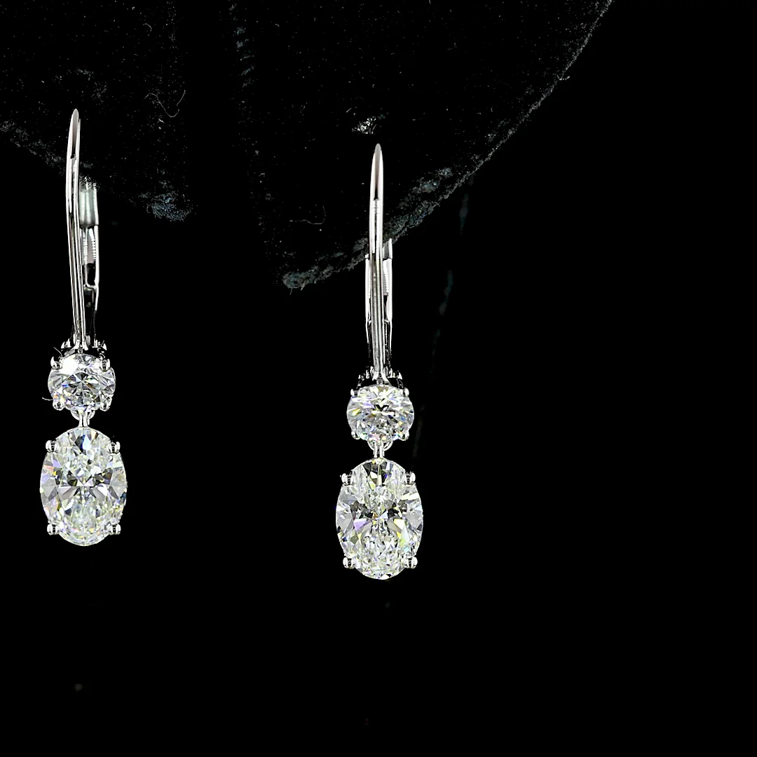 1.35 Cts 14k White Gold Oval Shape Hanging Earring - Image 4