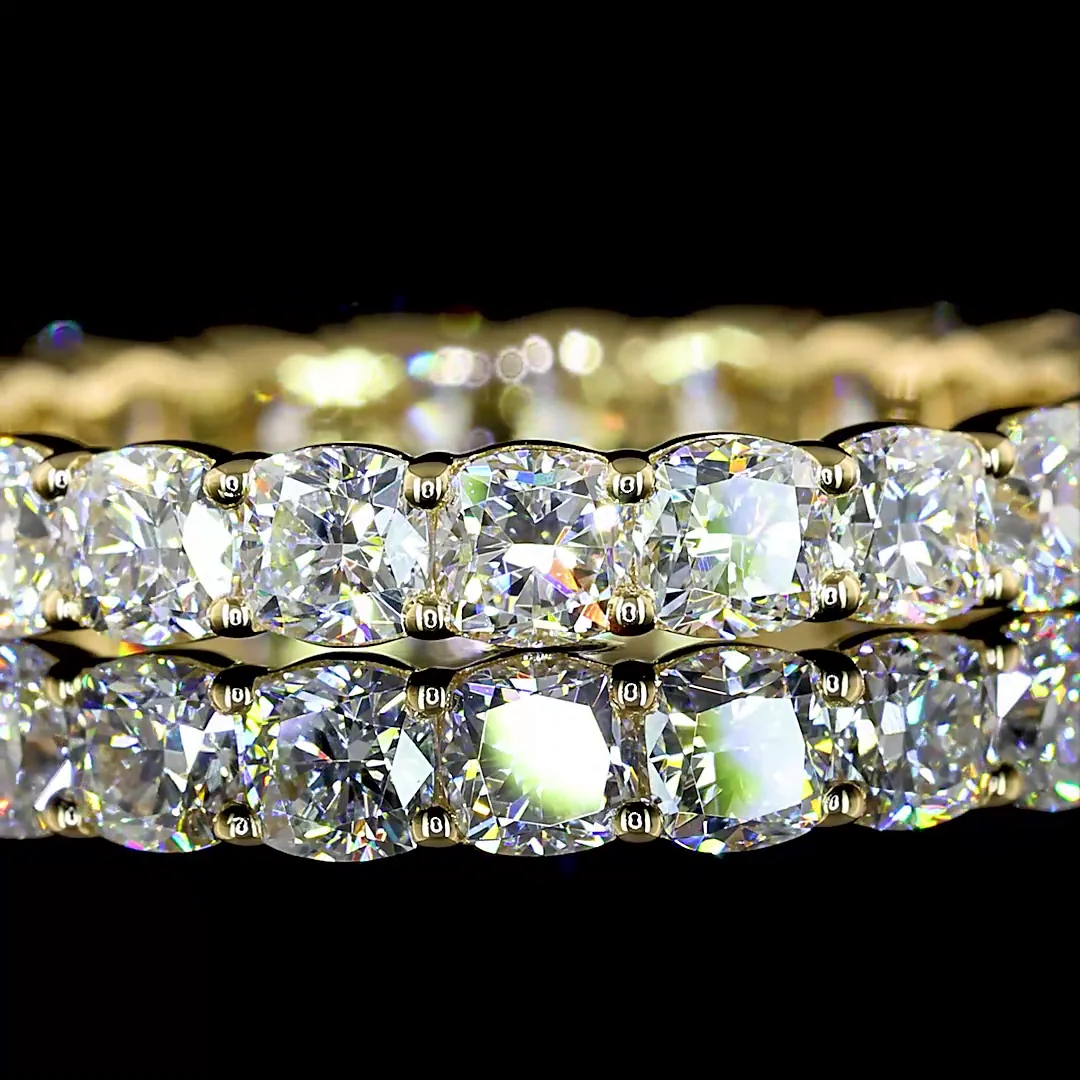 2.21 Cts 14k Yellow Gold Square Cushion Brilliant Shape Eternity Band Eternity Band - Image 2