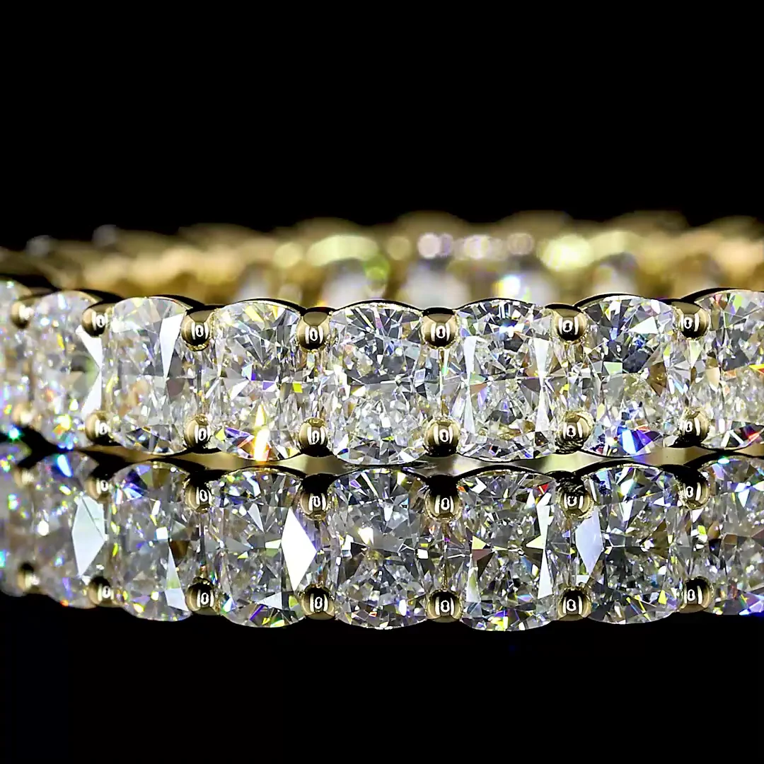 2.27 Cts 14k Yellow Gold Cushion Brilliant Shape Eternity Band Eternity Band - Image 3