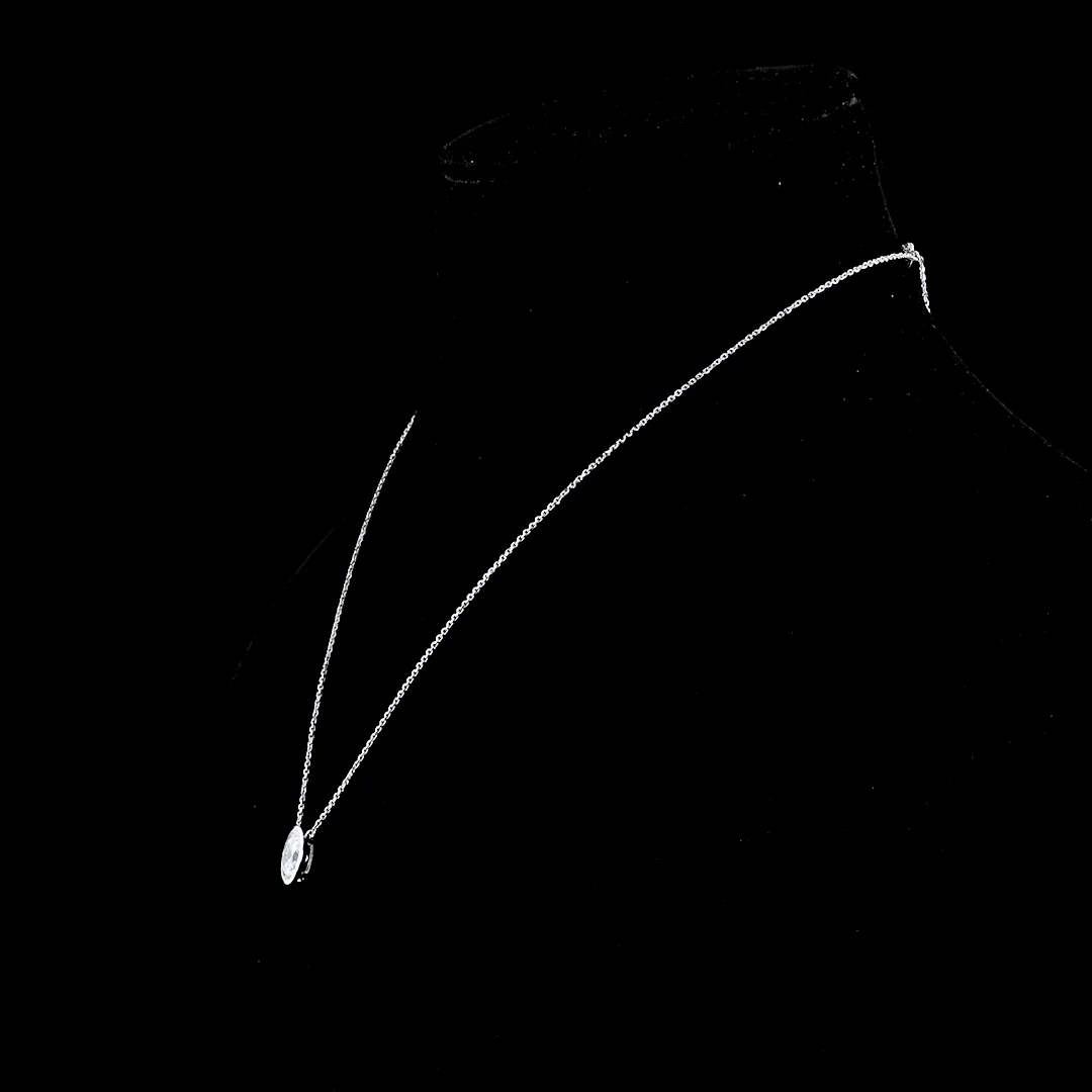 1.58 Cts 14k White Gold Oval Shape Solitaire Pendant - Image 2