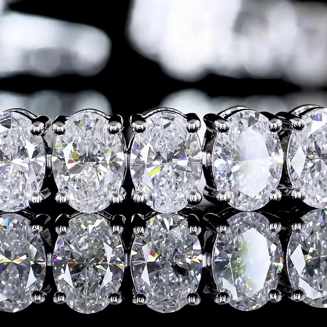 9.81 Cts 14k White Gold Oval Shape Tennis Bracelet - Image 2