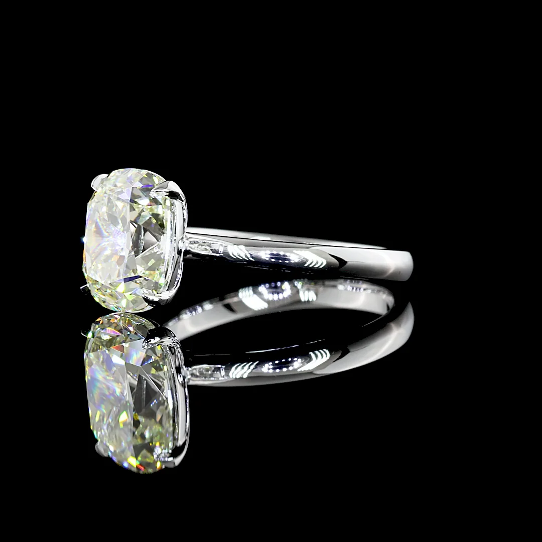 3.12 Cts 14k White Gold Antique Cushion Shape Solitaire Ring - Image 2