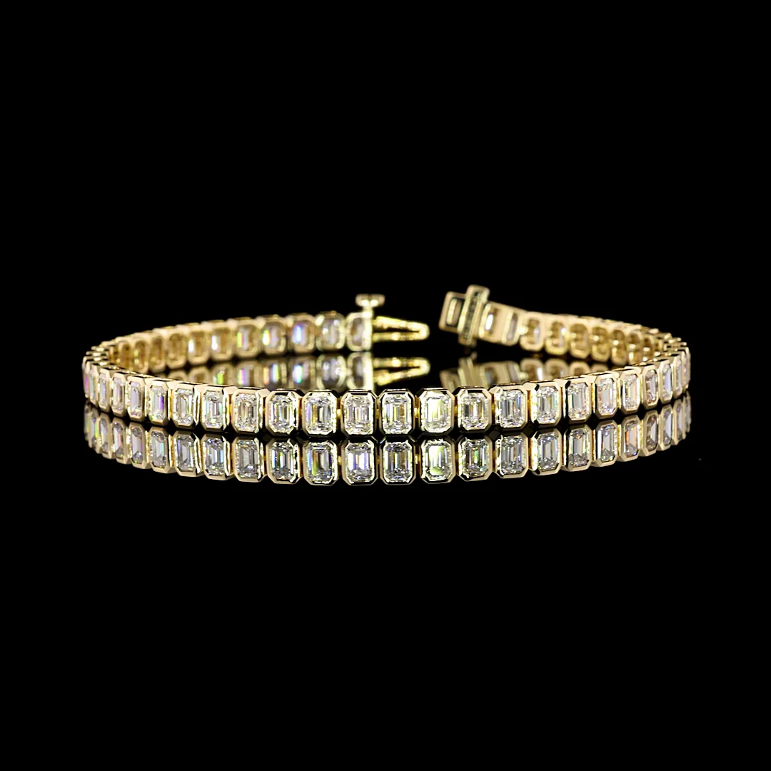 6.12 Cts 14k Yellow Gold Emerald Shape Tennis Bracelet - Video