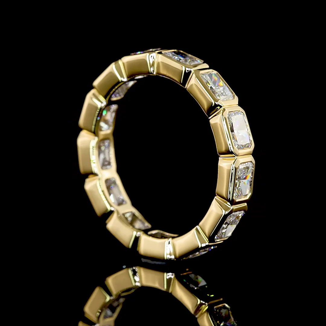 1.73 Cts 18k Yellow Gold Radiant Shape Eternity Band Eternity Band - Image 2