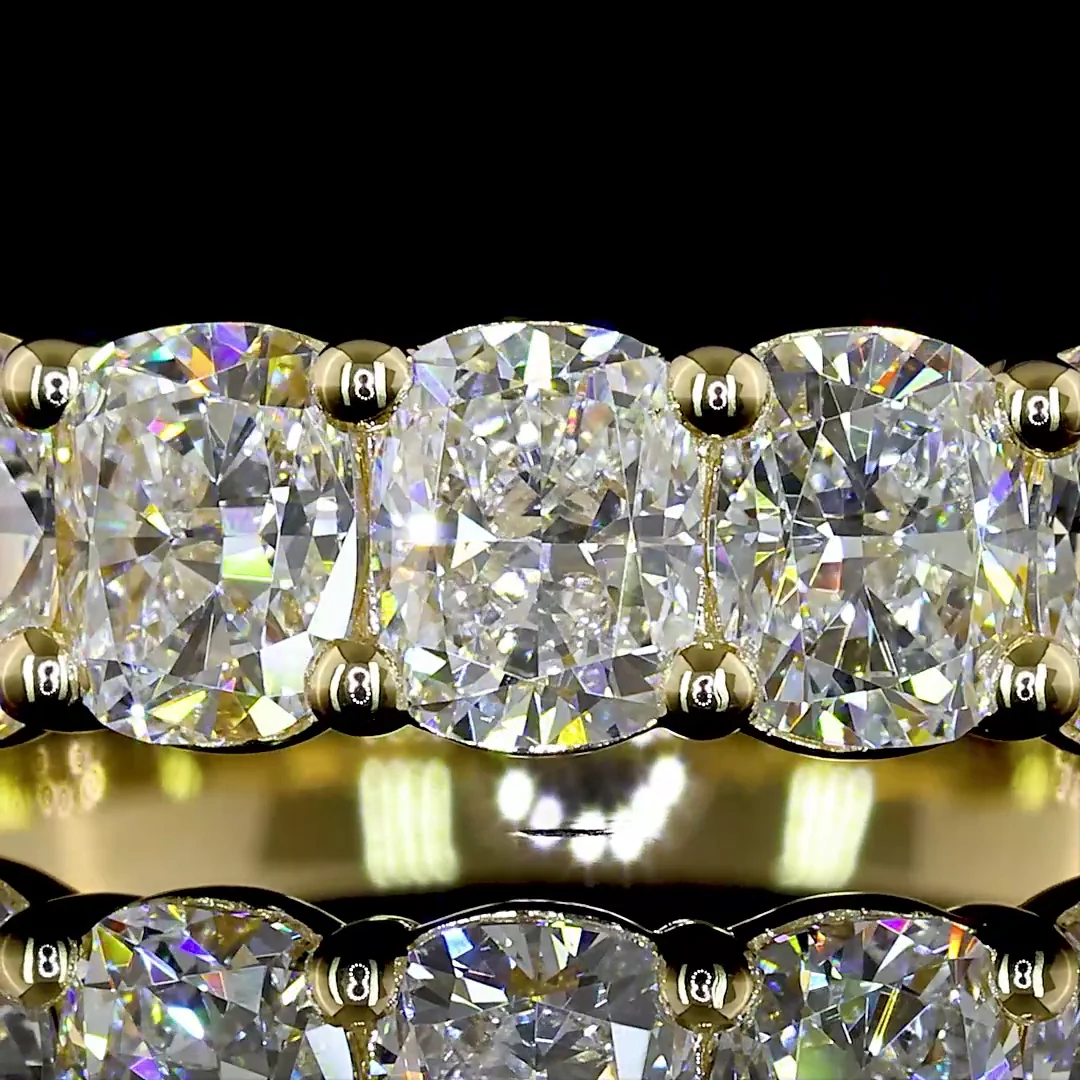 1.89 Cts 14k Yellow Gold Cushion Brilliant Shape Half Eternity Eternity Band - Image 3