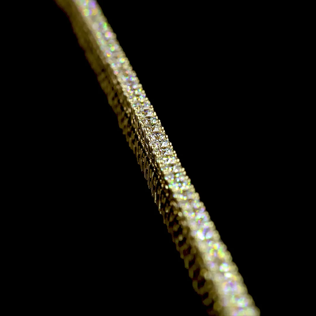 4.47 Cts 14k Yellow Gold Round Shape Tennis Necklace - Image 2