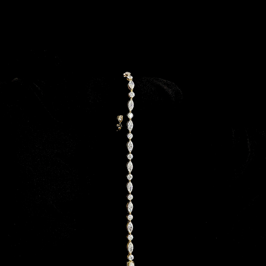 3.34 Cts 14k Yellow Gold Mix Shape Station Bracelet - Image 3