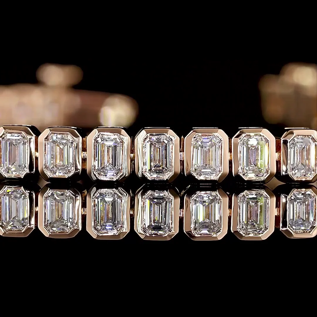 4.09 Cts 14k Rose Gold Emerald Shape Tennis Bracelet - Image 2