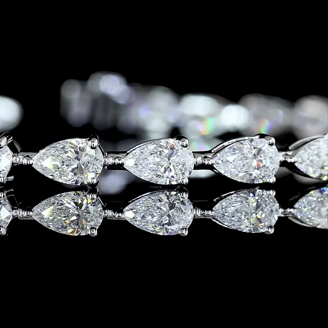 5.23 Cts 14k White Gold Pear Shape Tennis Bracelet - Image 2