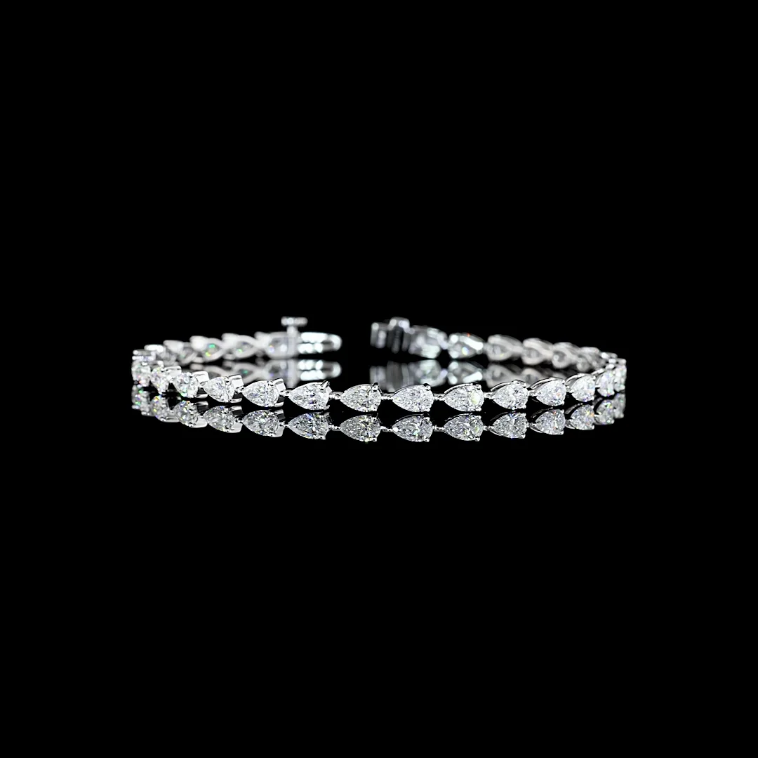 5.23 Cts 14k White Gold Pear Shape Tennis Bracelet - Video