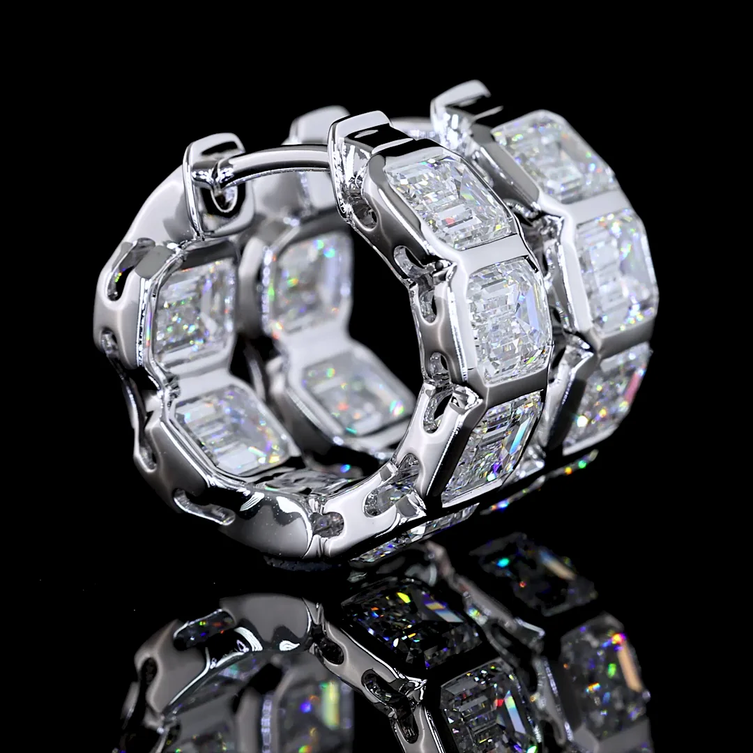 4.77 Cts 14k White Gold Emerald Shape Huggies Earring - Video