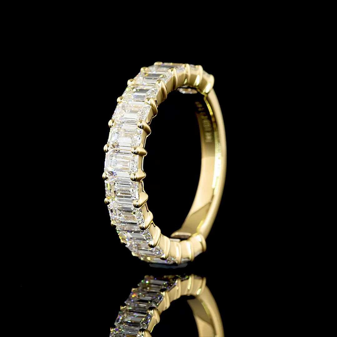 1.7 Cts 18k Yellow Gold Emerald Shape 3/4 Band Eternity Band - Image 4