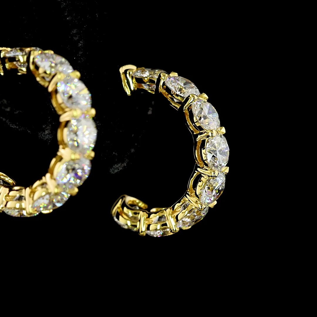2.82 Cts 14k Yellow Gold Round Shape C Hoops Earring - Image 4