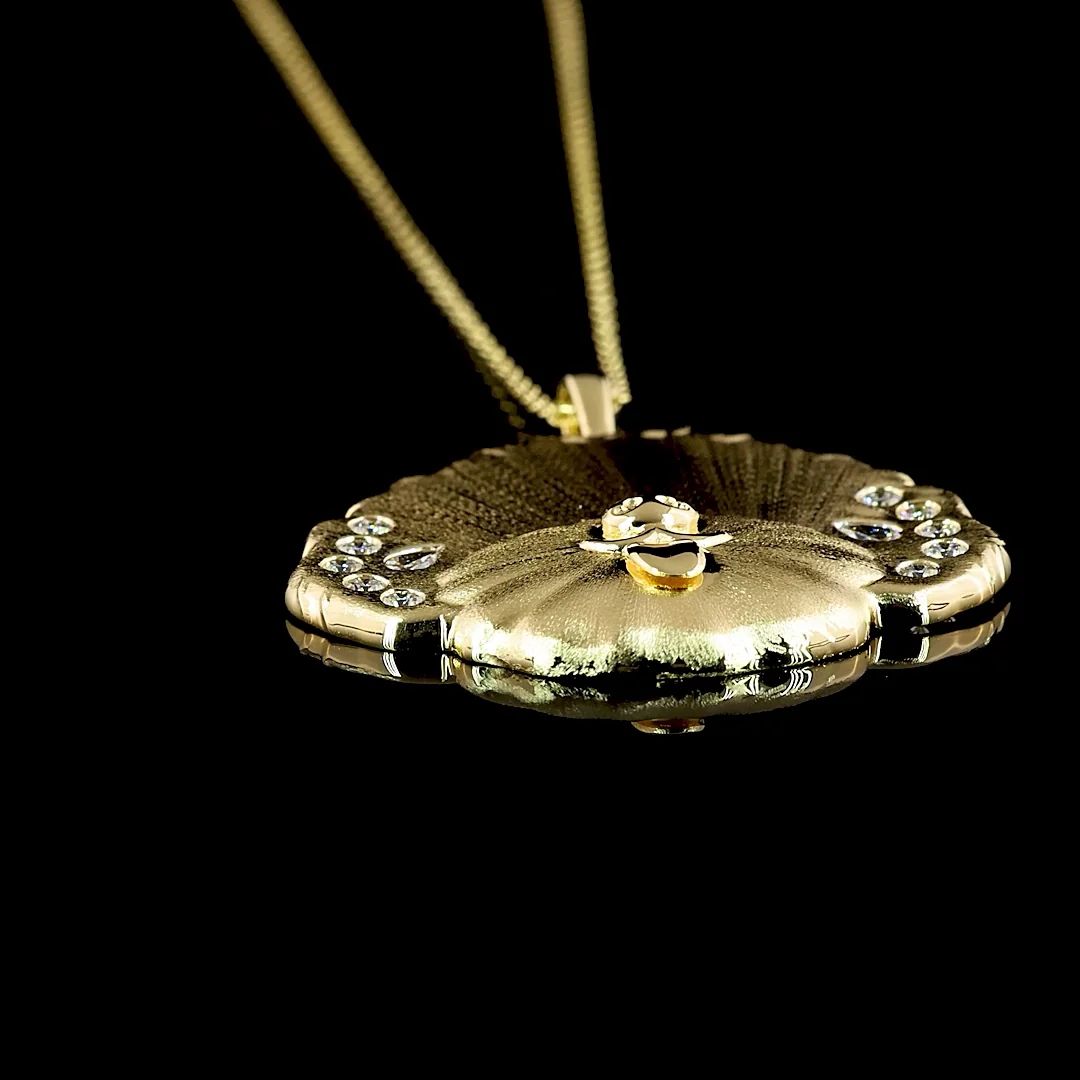 0.38 Cts 14k Yellow Gold Pear Shape Symbol Pendant - Image 4