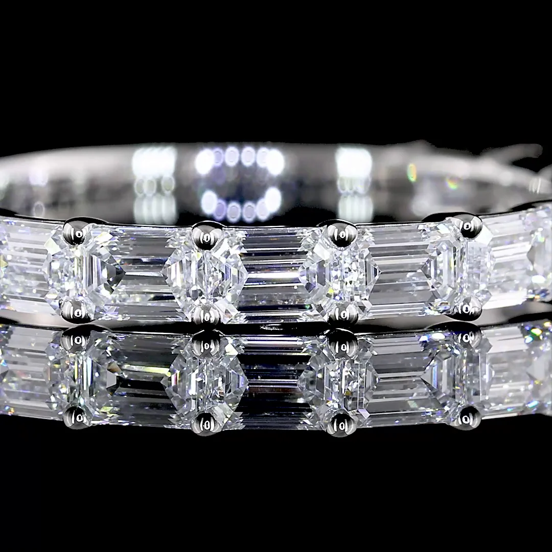 1.25 Cts Platinum Emerald Shape 3/4 Band Eternity Band - Image 3