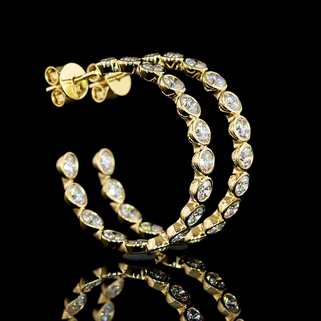 4.89 Cts 14k Yellow Gold Round Shape C Hoops Earring - Video