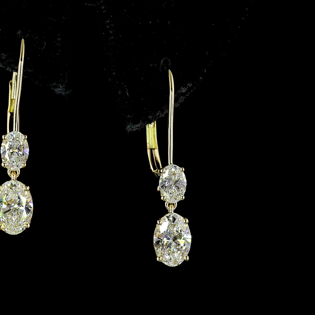 1.39 Cts 14k Yellow Gold Oval Shape Hanging Earring - Image 2