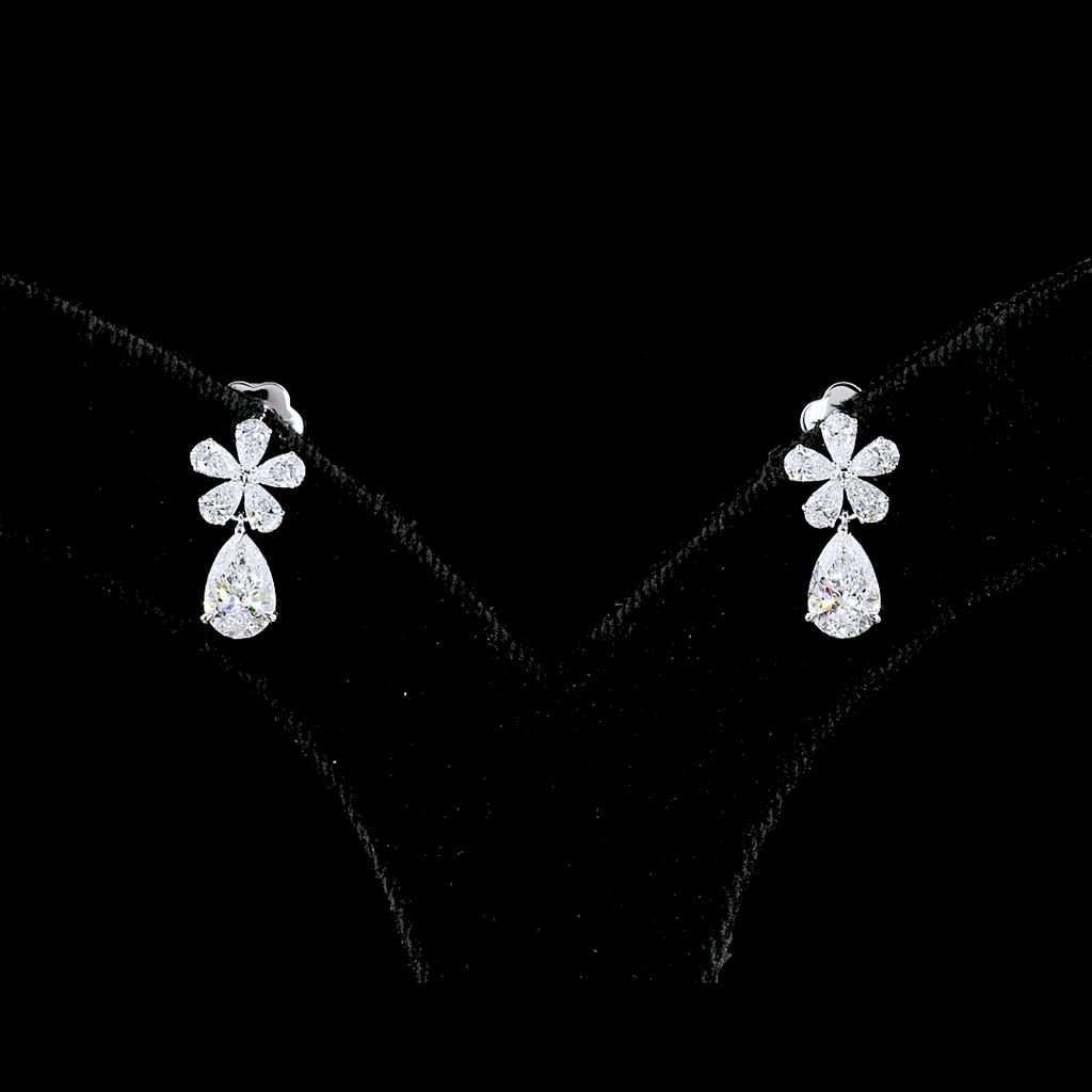 1.9 Cts 14k White Gold Pear Shape Hanging Earring - Image 3