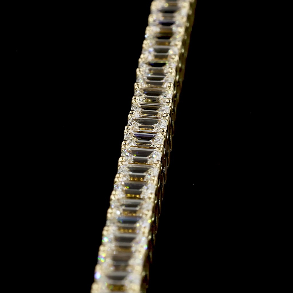8.17 Cts 14k Yellow Gold Emerald Shape Tennis Bracelet - Image 3