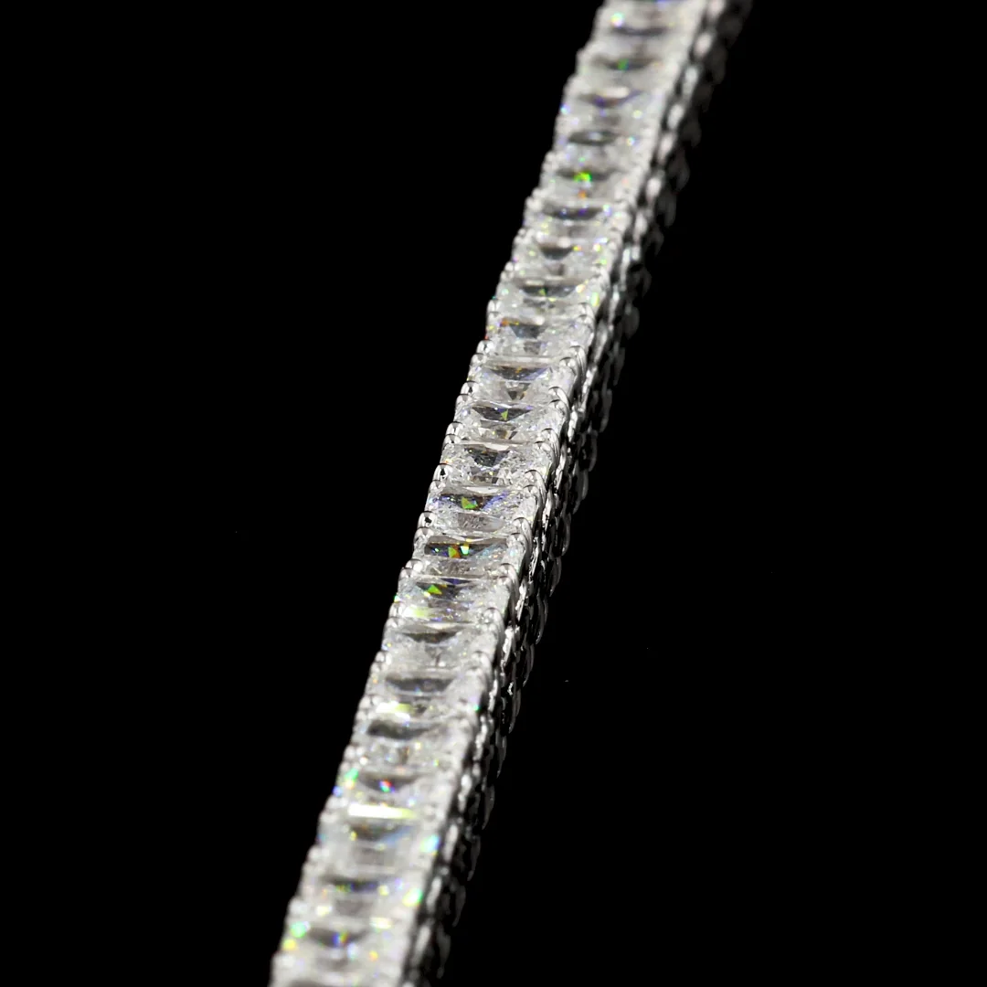 15.3 Cts 14k White Gold Radiant Shape Tennis Necklace - Image 3