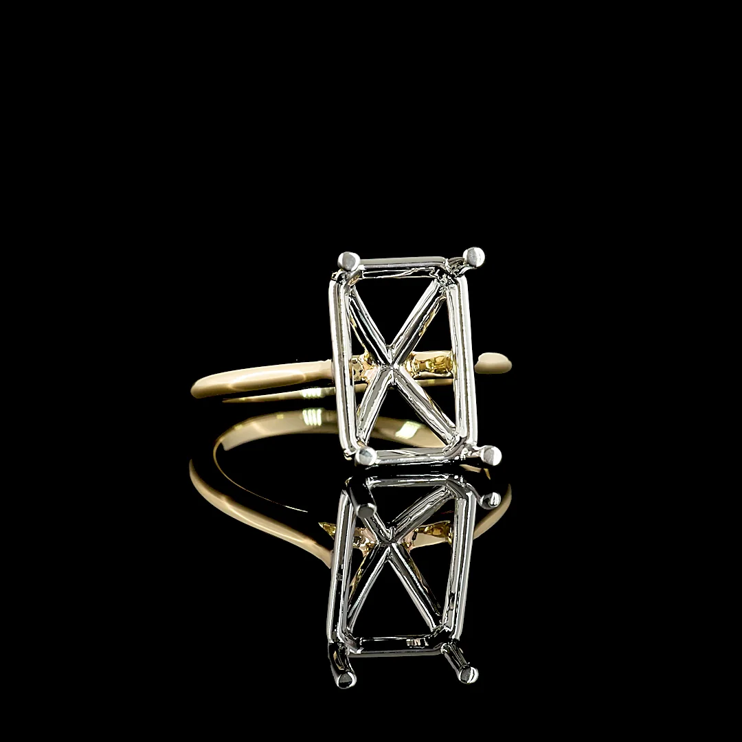 0 Cts 14k Yellow Gold - Platinum Shape Solitaire Ring - Image 3