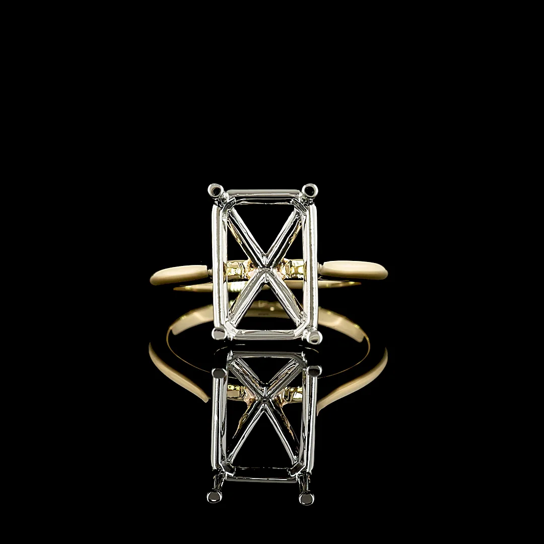 0 Cts 14k Yellow Gold - Platinum Shape Solitaire Ring - Video