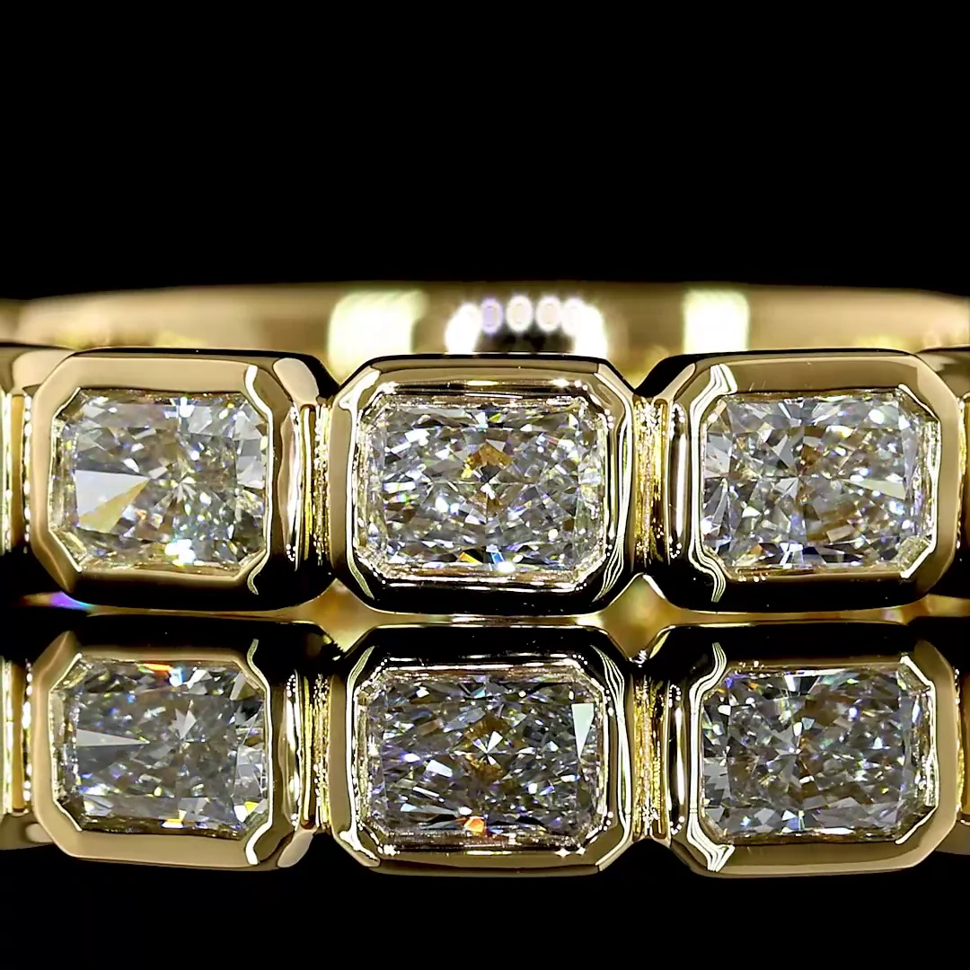 1.57 Cts 18k Yellow Gold Radiant Shape 3/4 Band Eternity Band - Image 3