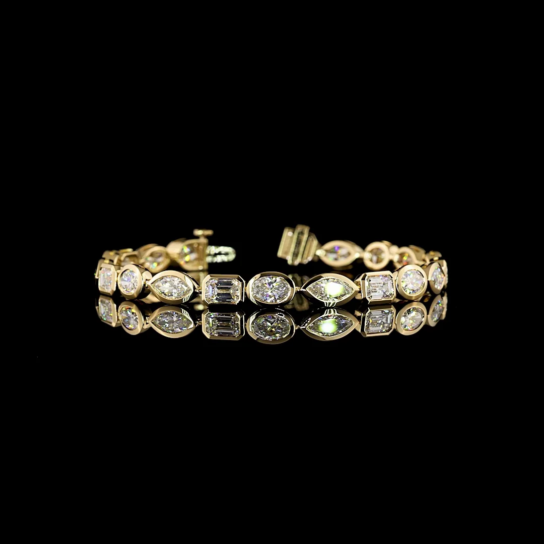 11.6 Cts 14k Yellow Gold Emerald Shape Tennis Bracelet - Video