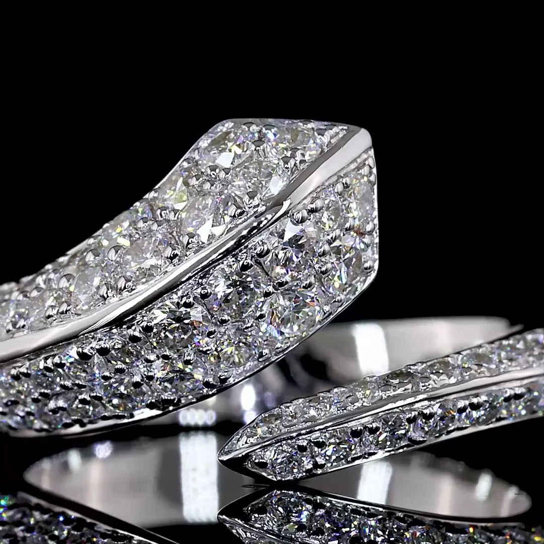 0.67 Cts 18k White Gold Round Shape Special Ring - Image 3