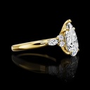 2.6 Cts 14k Yellow Gold Pear Shape Special Ring - Image 3