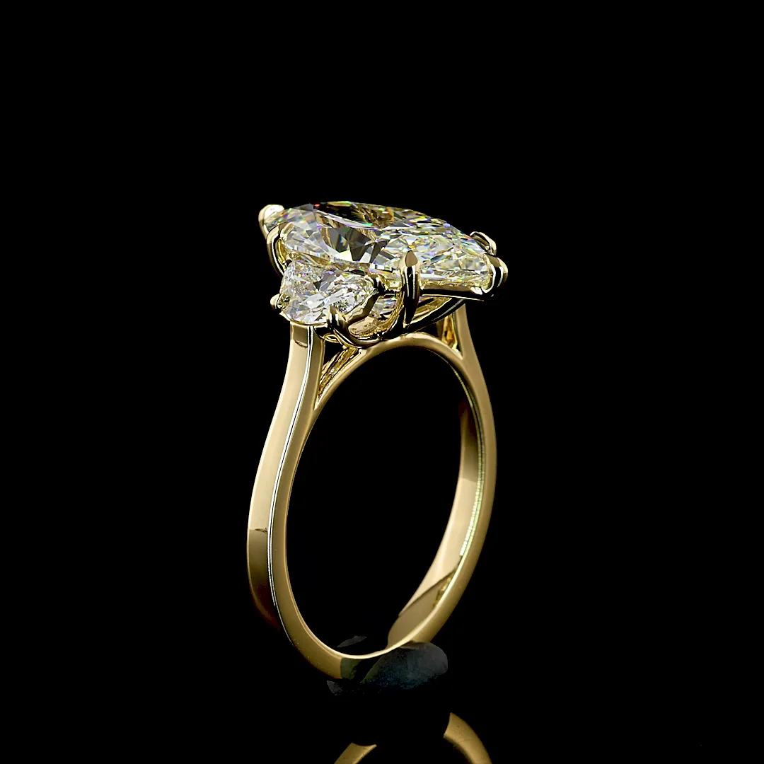 4.7 Cts 14k Yellow Gold Marquise Modified Shape 3 Stones Ring - Image 4