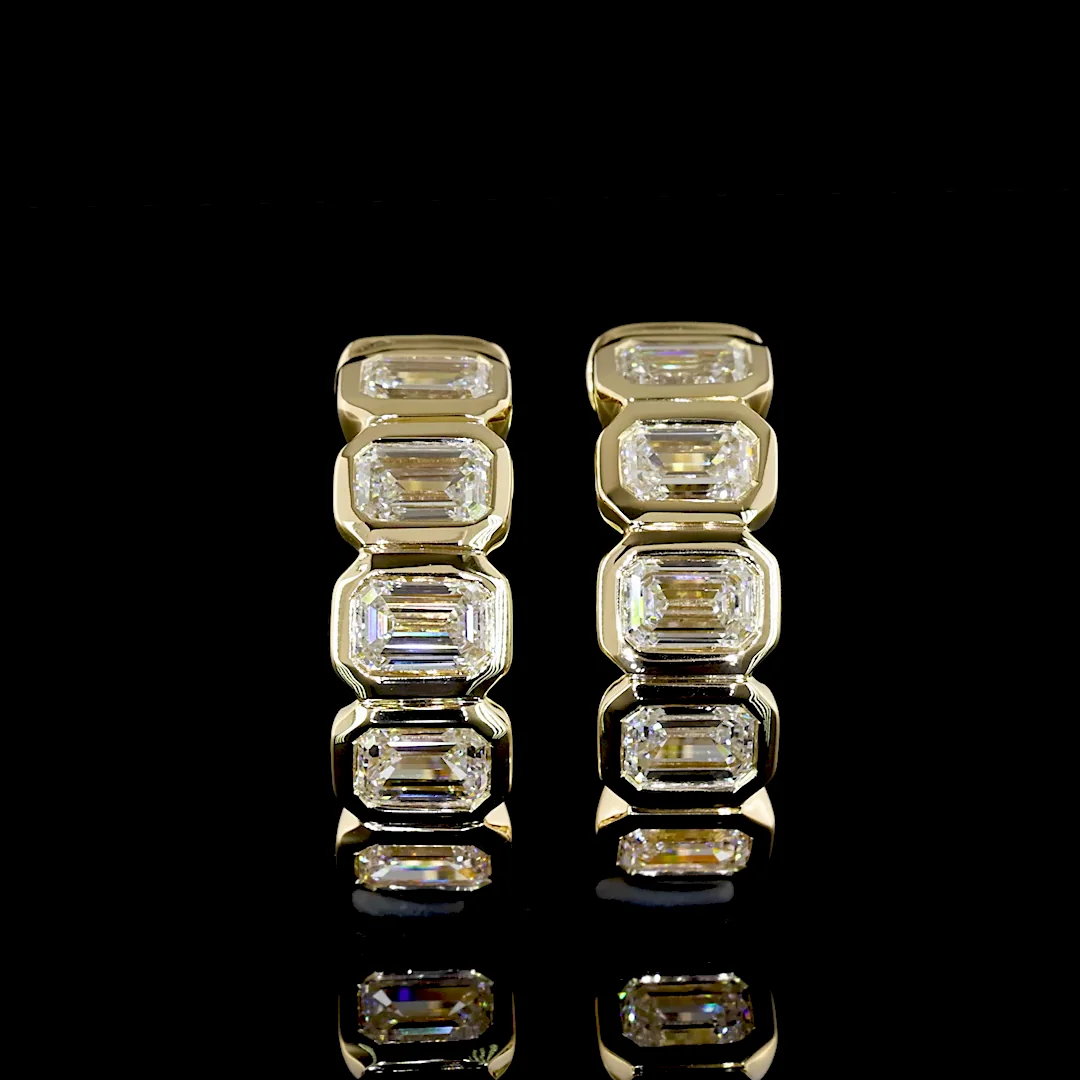 1.04 Cts 14k Yellow Gold Emerald Shape Huggies Earring - Image 3