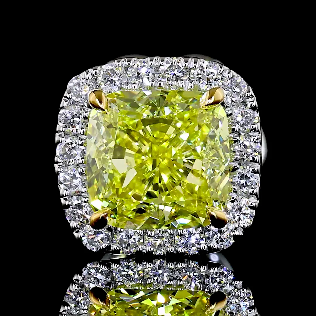 1.62 Cts Platinum Cushion Brilliant Shape Halo Studs Earring - Image 2