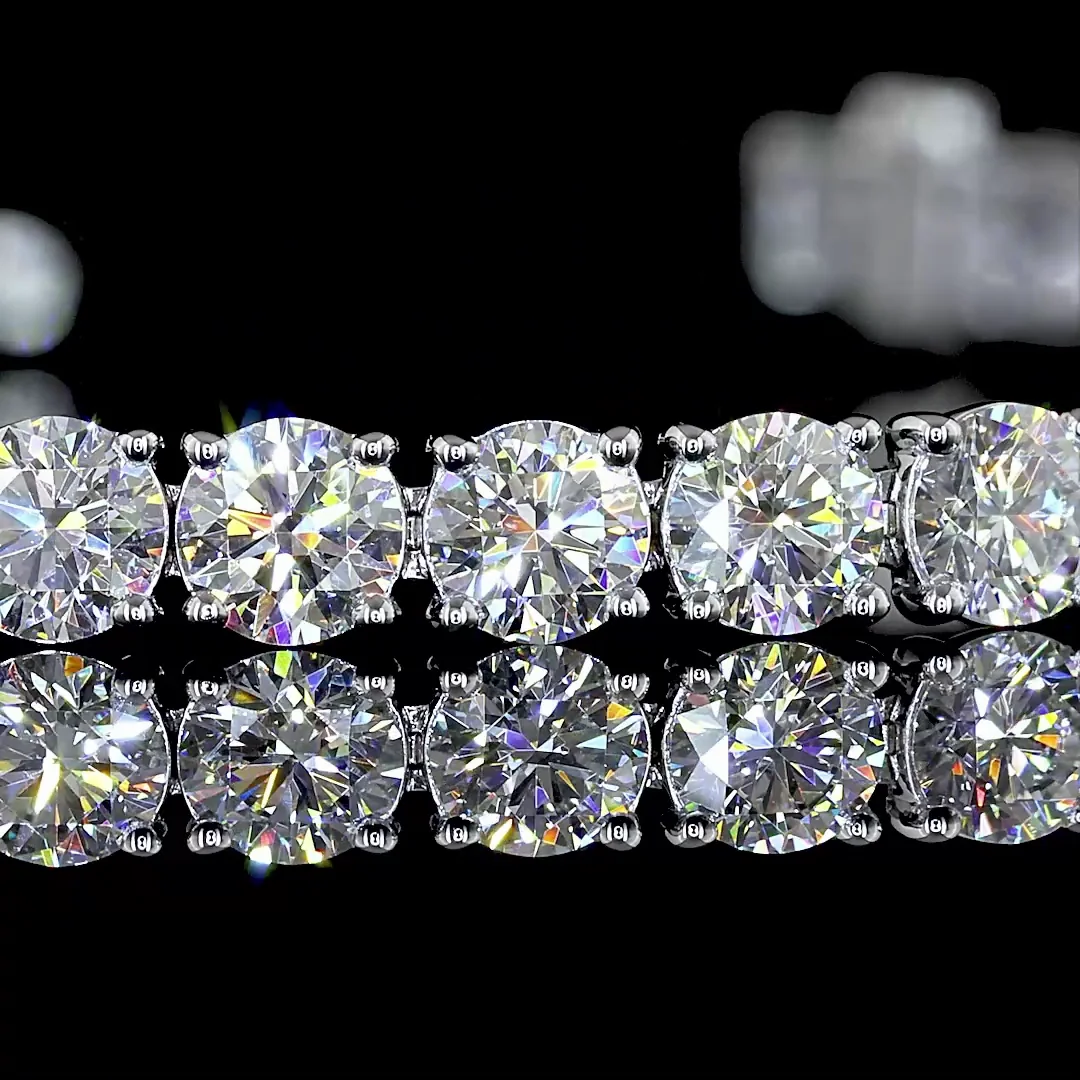 7.02 Cts 14k White Gold Round Shape Tennis Bracelet - Image 2