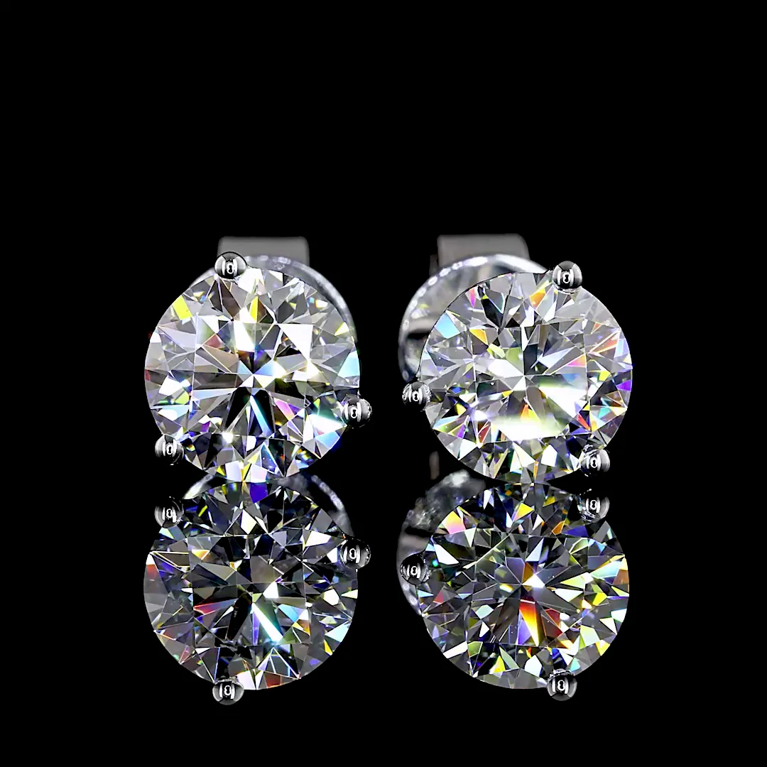 1.5 Cts 14k White Gold Round Shape Martini Earring - Video