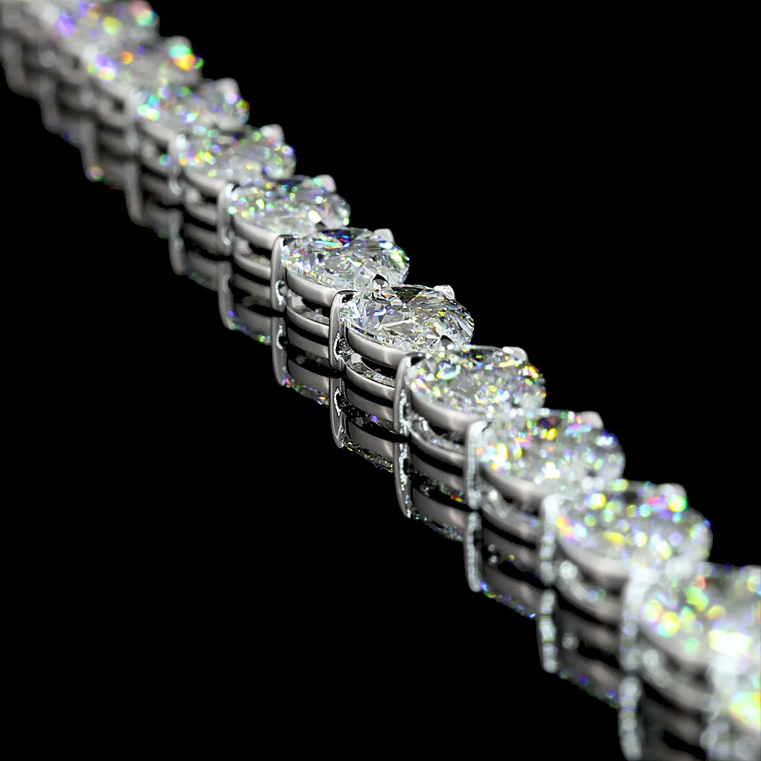 41.47 Cts 14k White Gold Pear Shape Special Necklace - Image 2